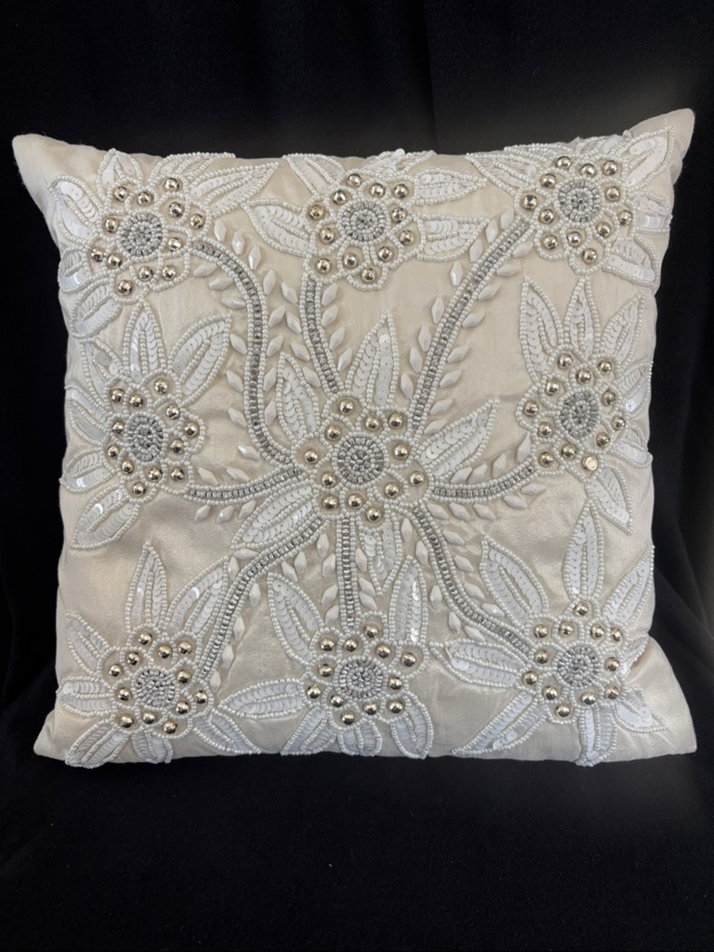 Decor throw pillow white beaded and sequined floral embroidery 15’